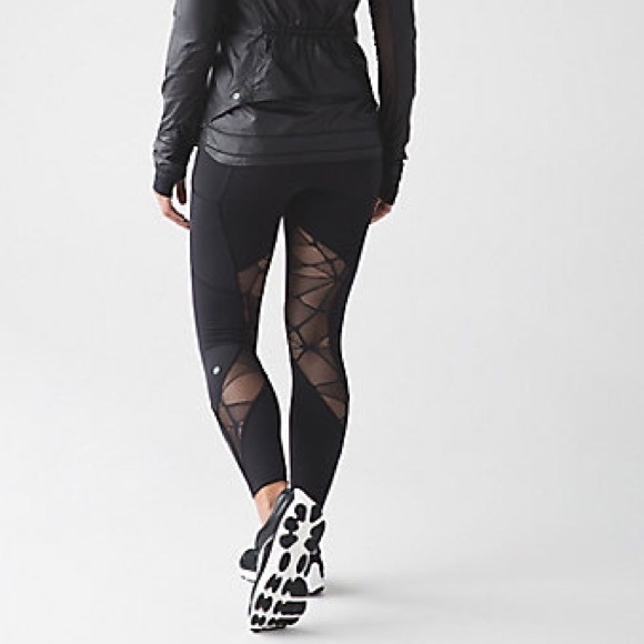 Lululemon Goal Crusher Tight Black Lace 